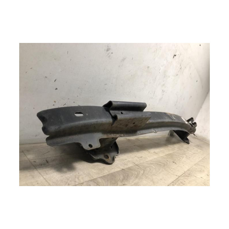 Renfort pare choc arriere (traverse) BMW SERIE 1 E87 PHASE 2 d’occasion