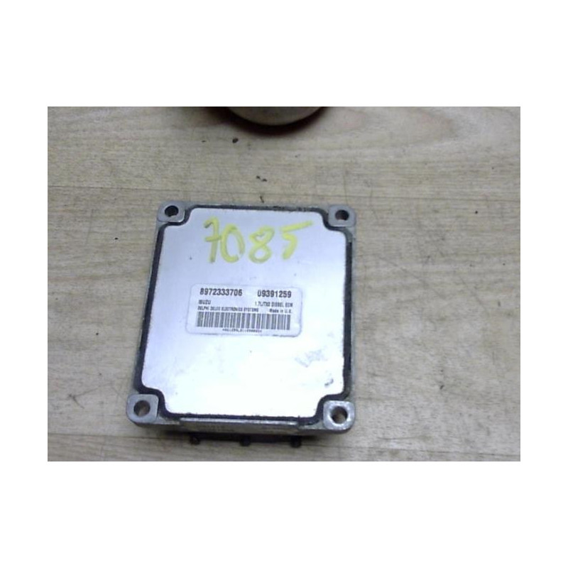 Calculateur moteur OPEL CORSA C PHASE 1 d’occasion