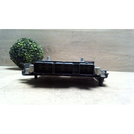 Calculateur moteur CITROEN C5 2 BREAK d’occasion