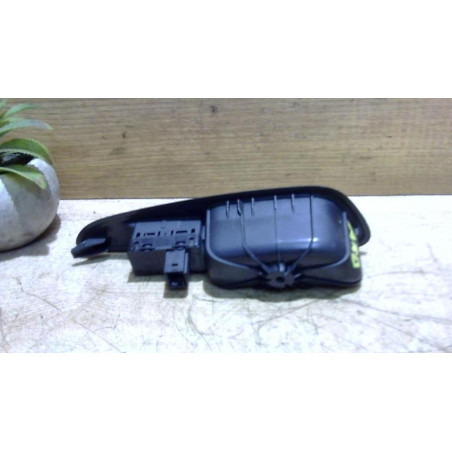 Interrupteur de leve vitre arriere droit PEUGEOT 308 1 PHASE 1 d’occasion