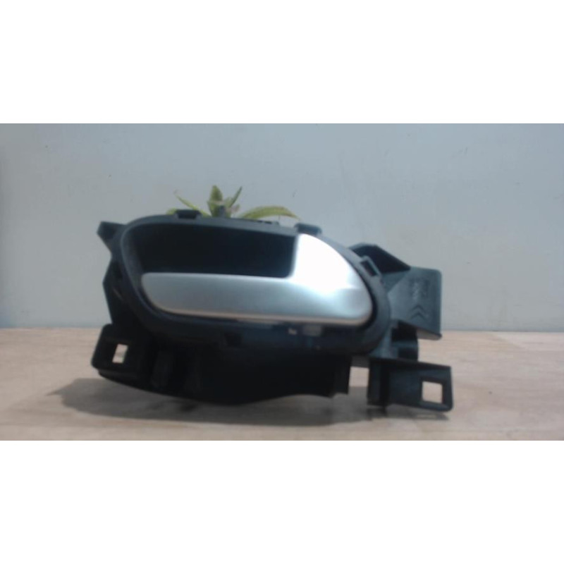 Serrure avant droit PEUGEOT 207 PHASE 2 d’occasion