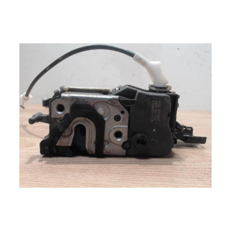 Serrure avant droit CITROEN C5 2 BREAK d’occasion