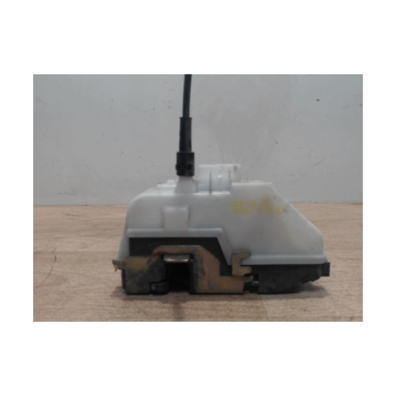 Serrure avant droit CITROEN C3 1 PHASE 1 d’occasion