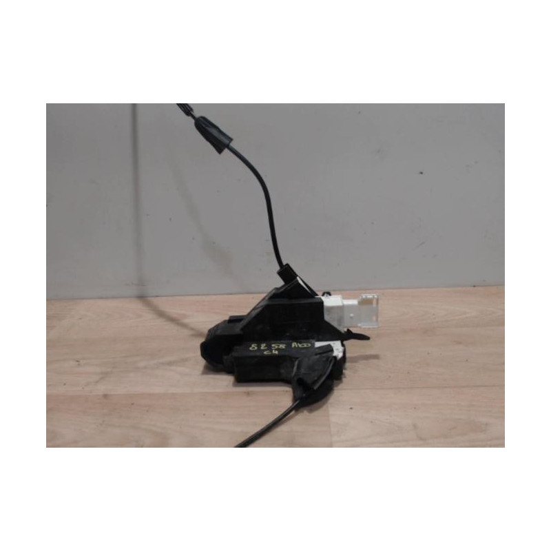 Serrure avant droit CITROEN C4 1 PHASE 1 d’occasion