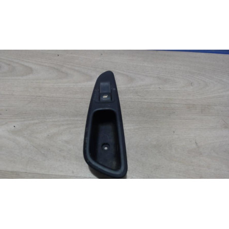 Interrupteur de leve vitre arriere droit PEUGEOT 308 1 PHASE 1 d’occasion