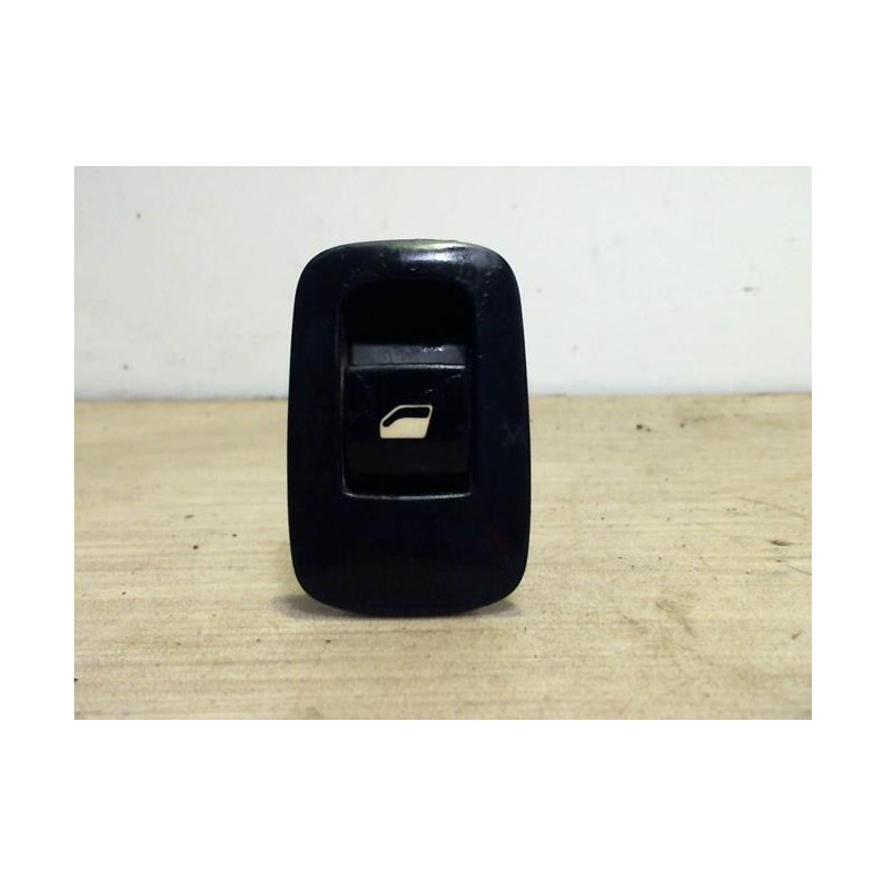 Interrupteur de leve vitre arriere droit CITROEN C4 PICASSO 1 d’occasion