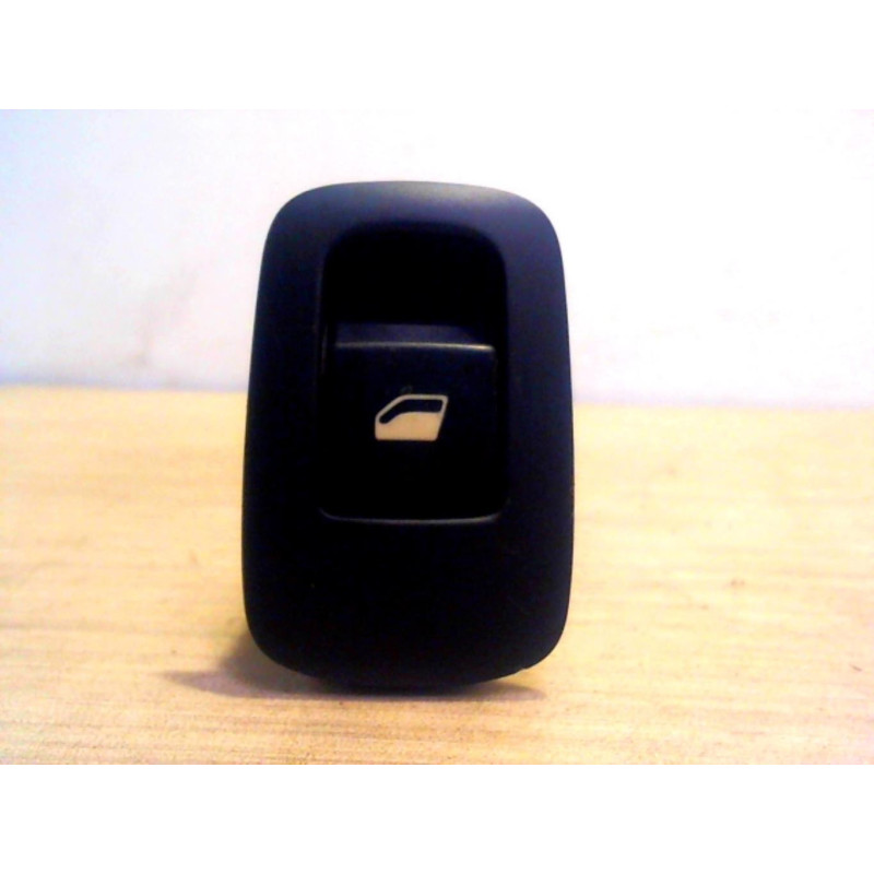 Interrupteur de leve vitre arriere droit CITROEN C4 PICASSO 1 d’occasion