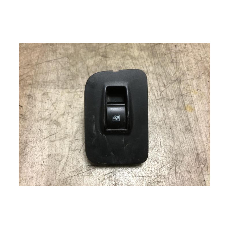 Interrupteur de leve vitre avant droit CITROEN NEMO d’occasion