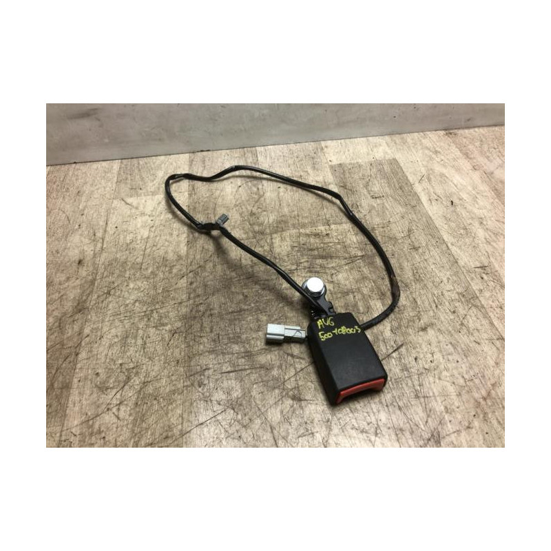 Attache ceinture avant gauche FIAT 500 2 PHASE 1 d’occasion