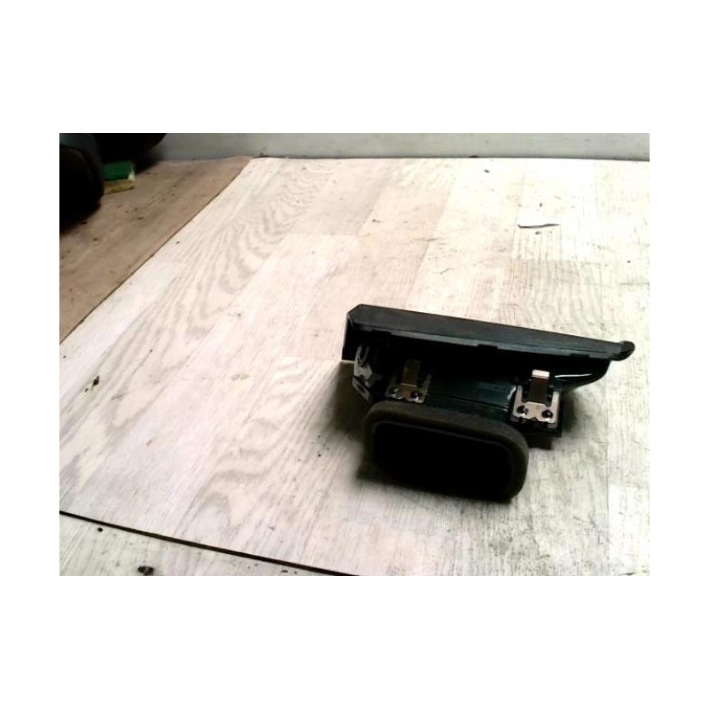 Aerateur tableau de bord avant droit BMW SERIE 2 F45 ACTIVE TOURER PHASE 2 d’occasion