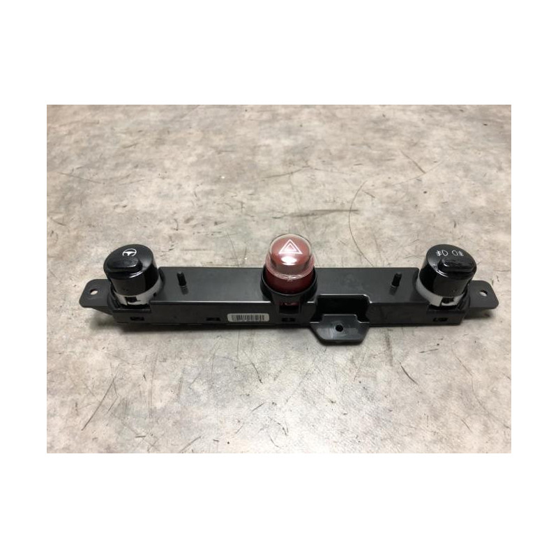 Bouton de warning FIAT 500 2 PHASE 1 d’occasion