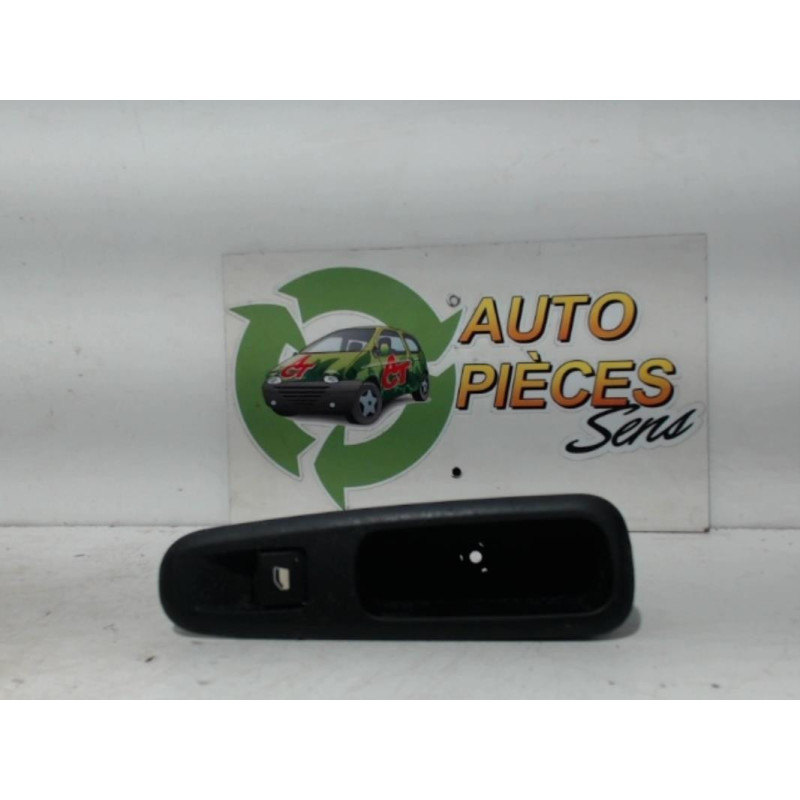 Interrupteur de leve vitre arriere droit PEUGEOT 3008 1 PHASE 1 d’occasion