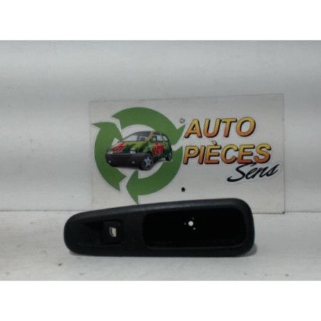 Interrupteur de leve vitre arriere droit PEUGEOT 3008 1 PHASE 1 d’occasion