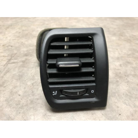 Aerateur tableau de bord avant droit SKODA FABIA 2 PHASE 2 d’occasion