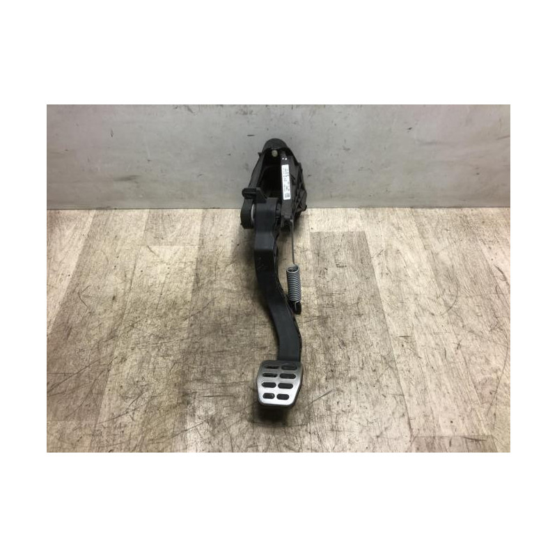 Pedalier d'embrayage SKODA FABIA 2 PHASE 2 d’occasion
