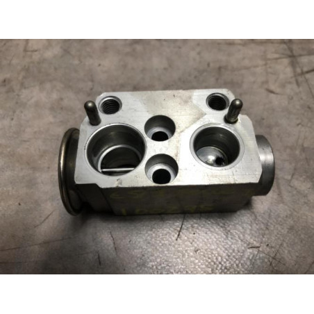 Detendeur de clim BMW SERIE 1 E87 PHASE 2 d’occasion