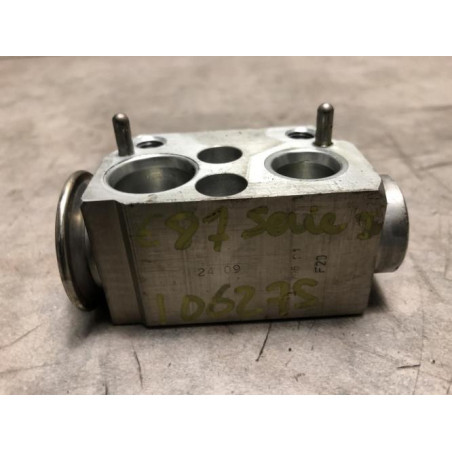 Detendeur de clim BMW SERIE 1 E87 PHASE 2 d’occasion