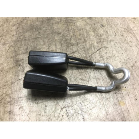 Attache ceinture arriere gauche SKODA FABIA 2 PHASE 2 d’occasion