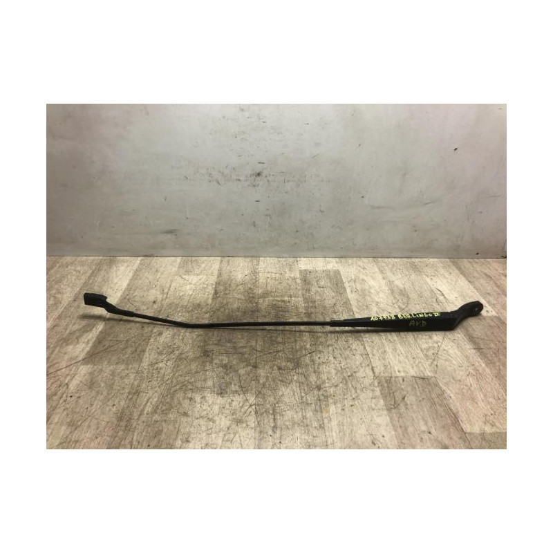 Bras essuie glace avant droit CITROEN BERLINGO 2 PHASE 3 d’occasion