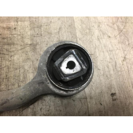 Bras de suspension superieur avant gauche BMW SERIE 1 E87 PHASE 2 d’occasion