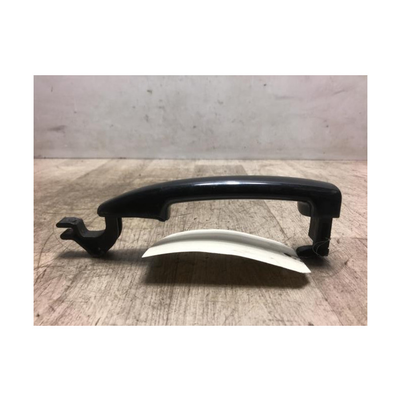Poignee porte avant gauche PEUGEOT 407 COUPE d’occasion