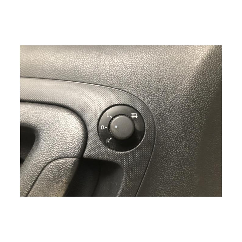 Panneau de porte avant gauche SKODA FABIA 2 PHASE 2 d’occasion