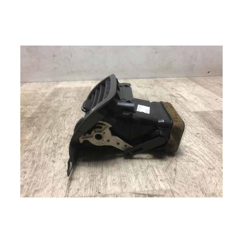 Aerateur tableau de bord avant gauche PEUGEOT 407 COUPE d’occasion