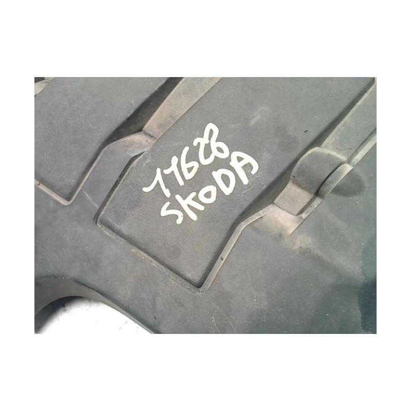 Cache moteur  SKODA OCTAVIA 2 PHASE 2 BREAK d’occasion