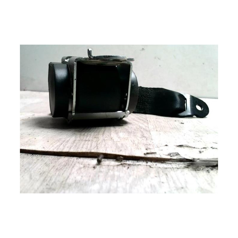 Ceinture arriere gauche DACIA DUSTER 1 PHASE 2 d’occasion