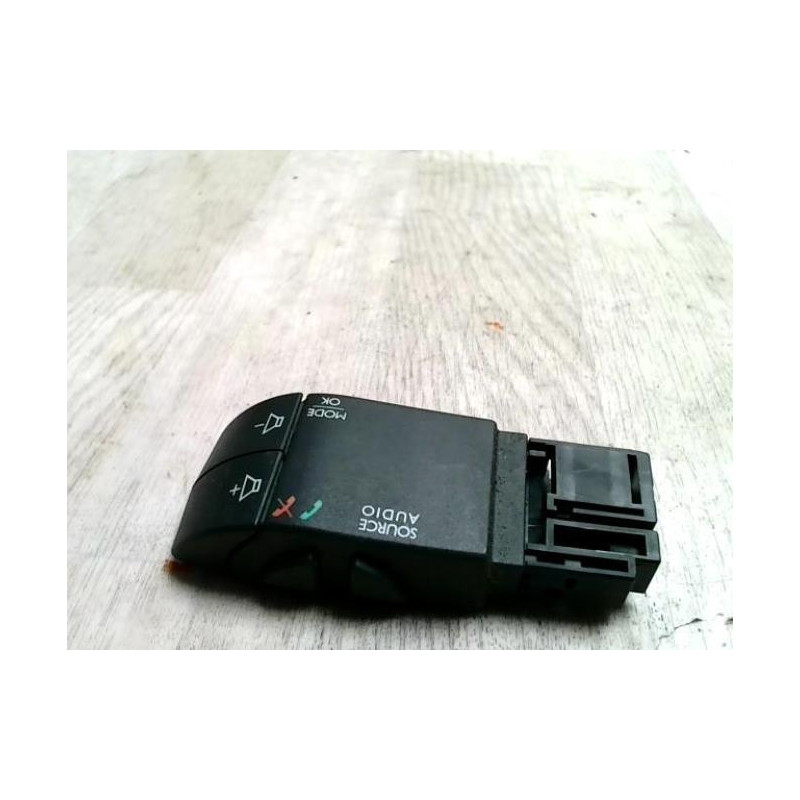 Commande autoradio RENAULT CAPTUR 1 PHASE 1 d’occasion