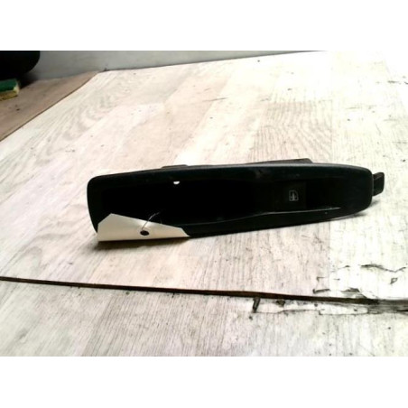 Interrupteur de leve vitre arriere droit RENAULT CAPTUR 1 PHASE 1 d’occasion