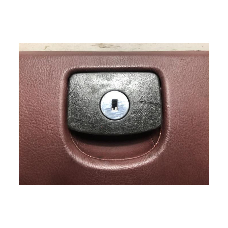 Porte boite a gants PEUGEOT 407 COUPE d’occasion