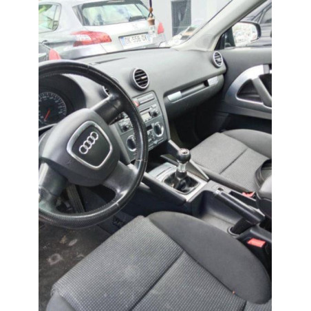 Poignee de maintien avant gauche AUDI A3 2 PHASE 1 d’occasion