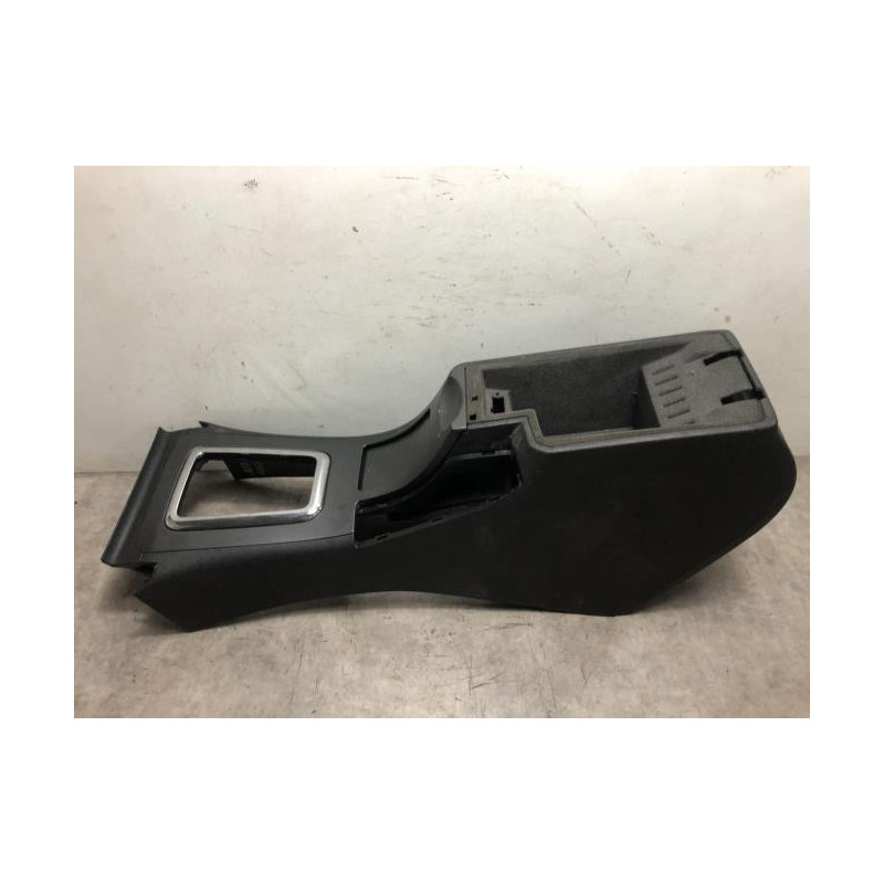Console central (interieur plastique) PEUGEOT 407 COUPE d’occasion