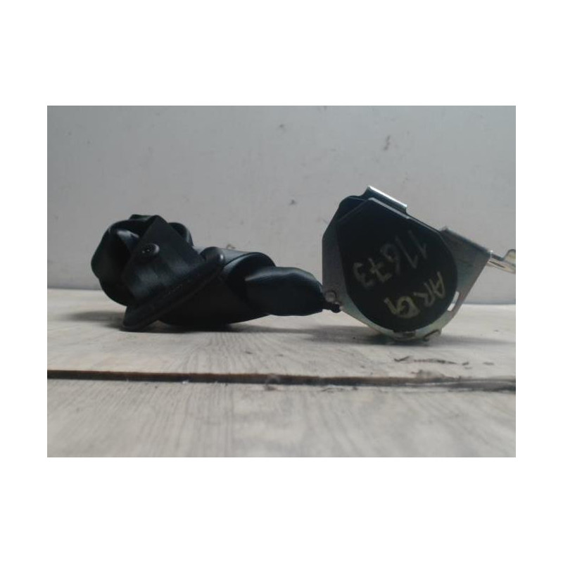 Ceinture arriere gauche DACIA SANDERO 1 d’occasion