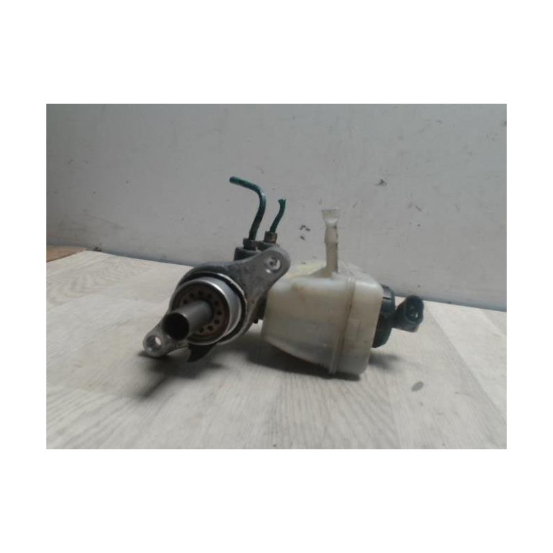 Maitre cylindre (freinage) DACIA SANDERO 1 d’occasion