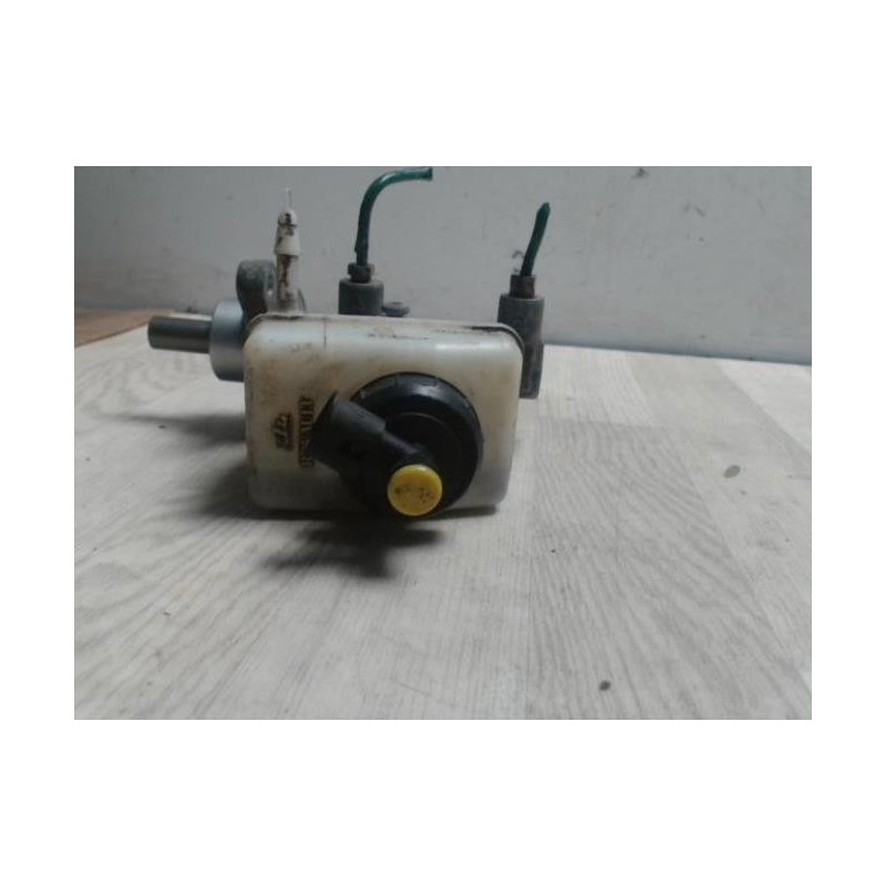 Maitre cylindre (freinage) DACIA SANDERO 1 d’occasion