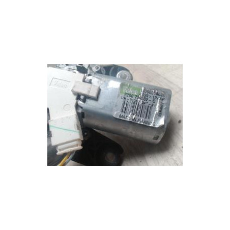 Moteur essuie glace avant DACIA SANDERO 1 d’occasion