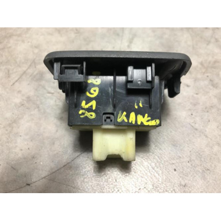 Interrupteur de leve vitre avant droit RENAULT  d’occasion