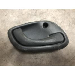 Poignee interieur avant droit SUZUKI  d’occasion