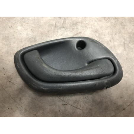 Poignee interieur avant droit SUZUKI  d’occasion