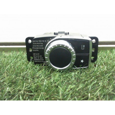 Commande autoradio MERCEDES CLASSE GLA (X156) d’occasion