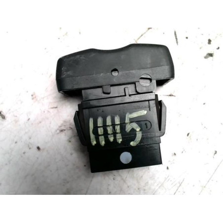 Commande degivrage lunette arriere DACIA LOGAN MCV 1 PHASE 1 BREAK d’occasion