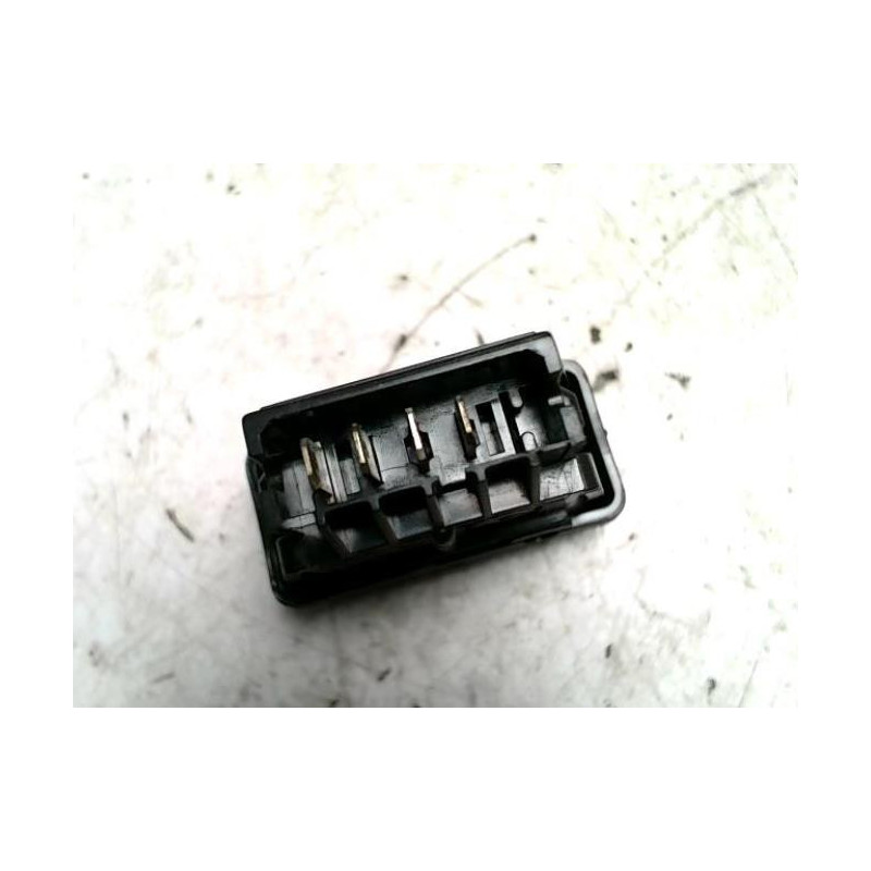 Commande degivrage lunette arriere DACIA LOGAN MCV 1 PHASE 1 BREAK d’occasion