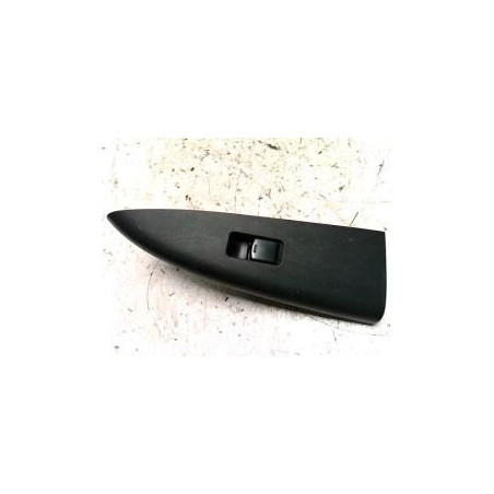 Interrupteur de leve vitre avant droit NISSAN NOTE 1 PHASE 1 d’occasion