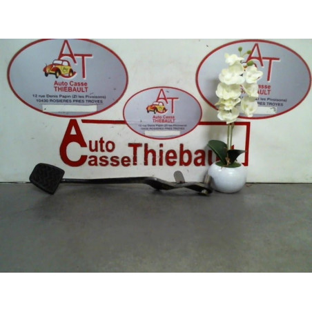 Pedalier d'embrayage PEUGEOT 107 PHASE 2 d’occasion