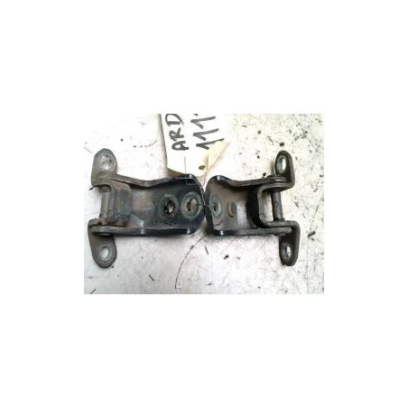 Charniere de porte arriere droit NISSAN NOTE 1 PHASE 1 d’occasion