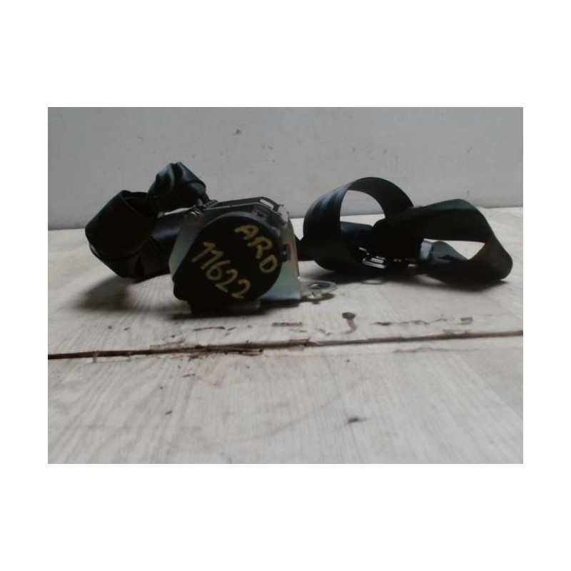 Ceinture arriere droit DACIA SANDERO 1 d’occasion