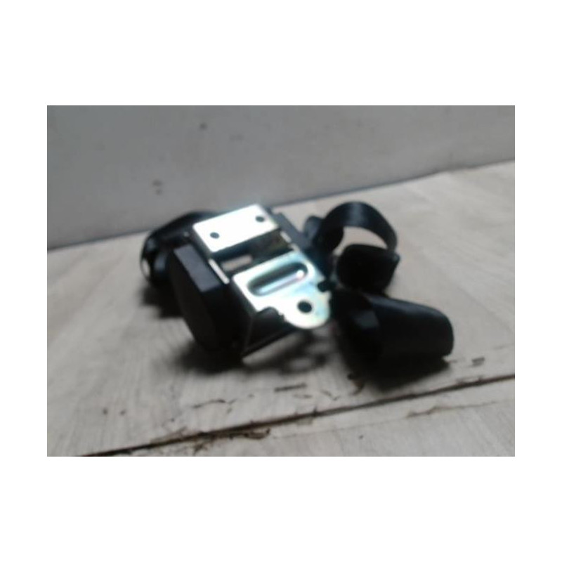 Ceinture arriere droit DACIA SANDERO 1 d’occasion
