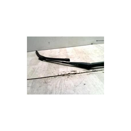 Bras essuie glace avant DACIA DUSTER 1 PHASE 2 d’occasion